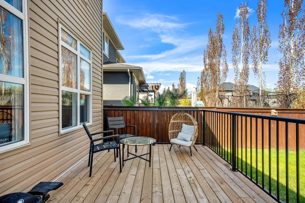 495 Cranford Drive SE Calgary AB T3M 1W1