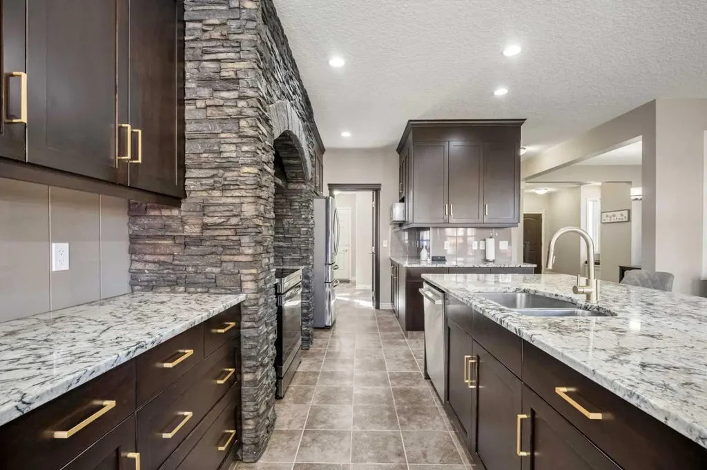 495 Cranford Drive SE Calgary AB T3M 1W1