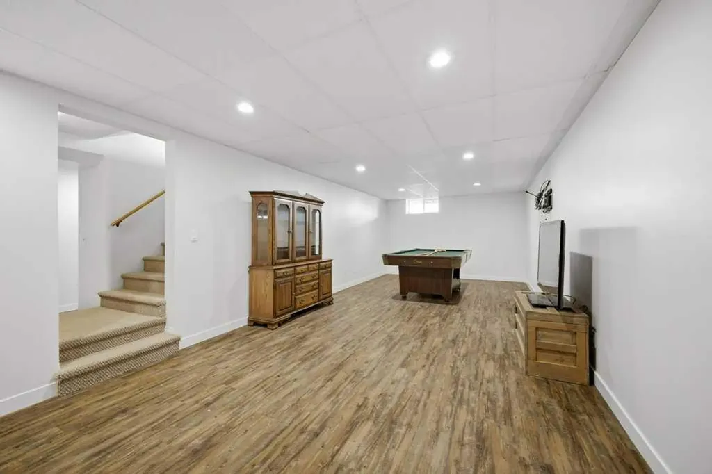 38077 Range Road 234 Rural Red Deer County AB T0M 0V0