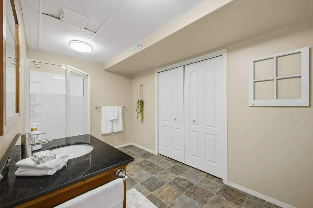 38077 Range Road 234 Rural Red Deer County AB T0M 0V0