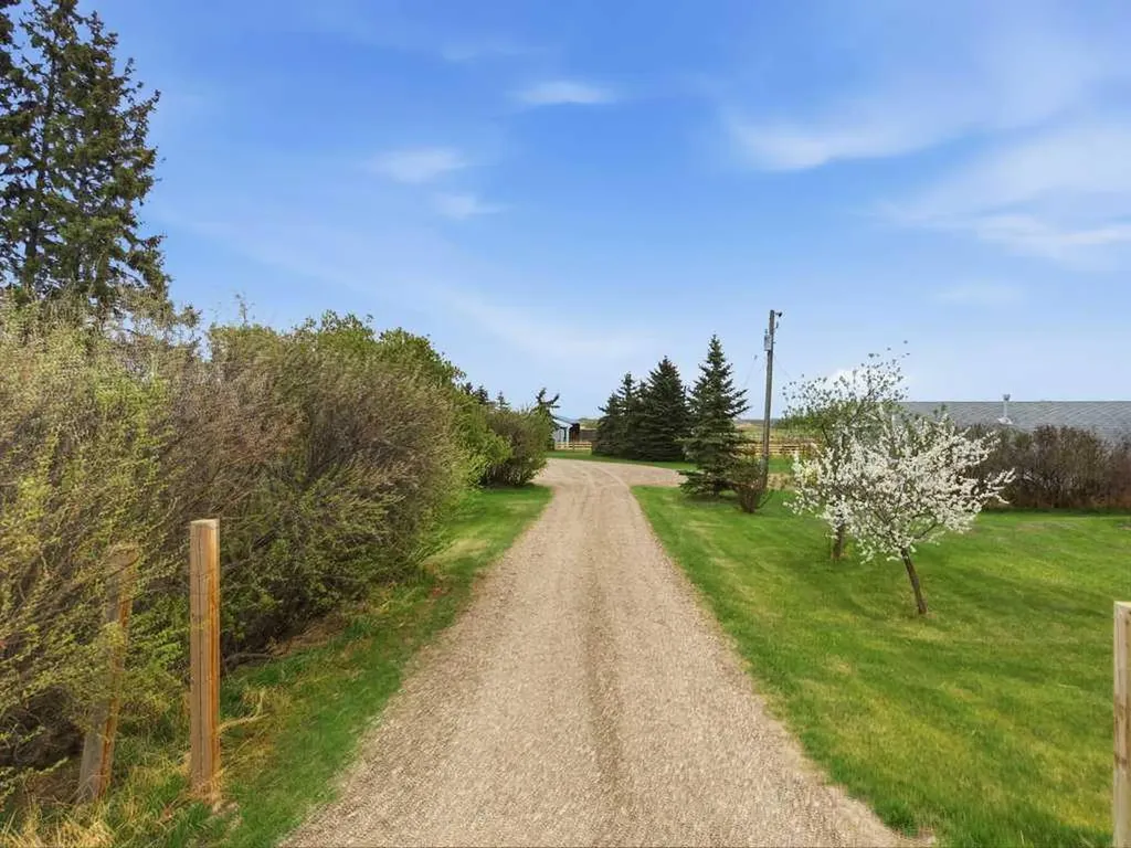 38077 Range Road 234 Rural Red Deer County AB T0M 0V0