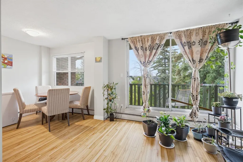 1405 17 Avenue NW Calgary AB T2M0R4