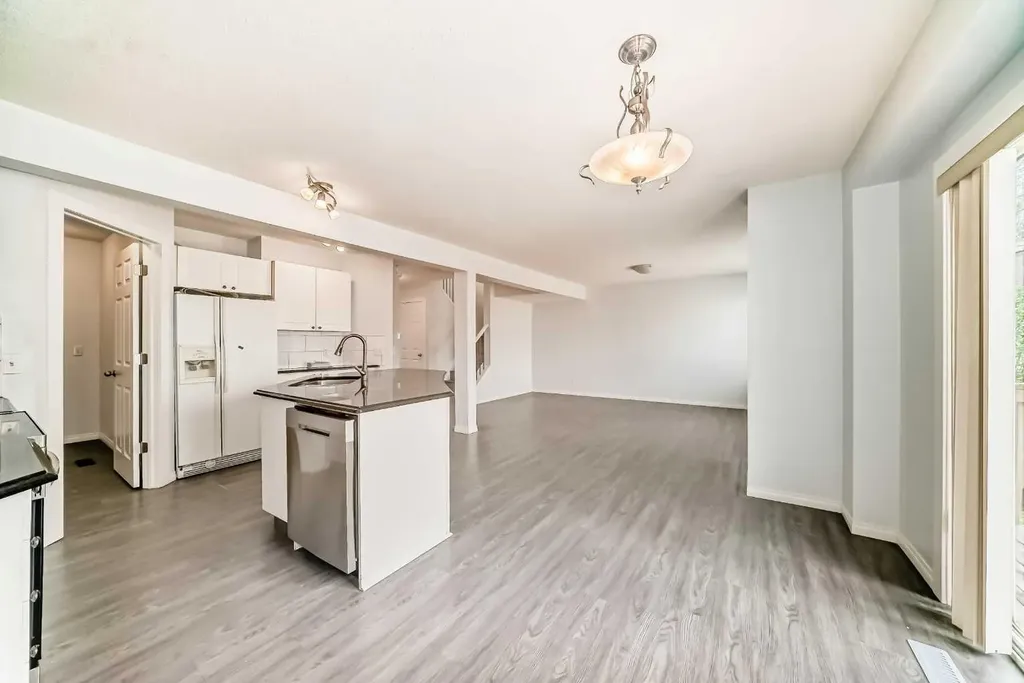 13 Harvest Park Place NE Calgary AB T3K 4K8