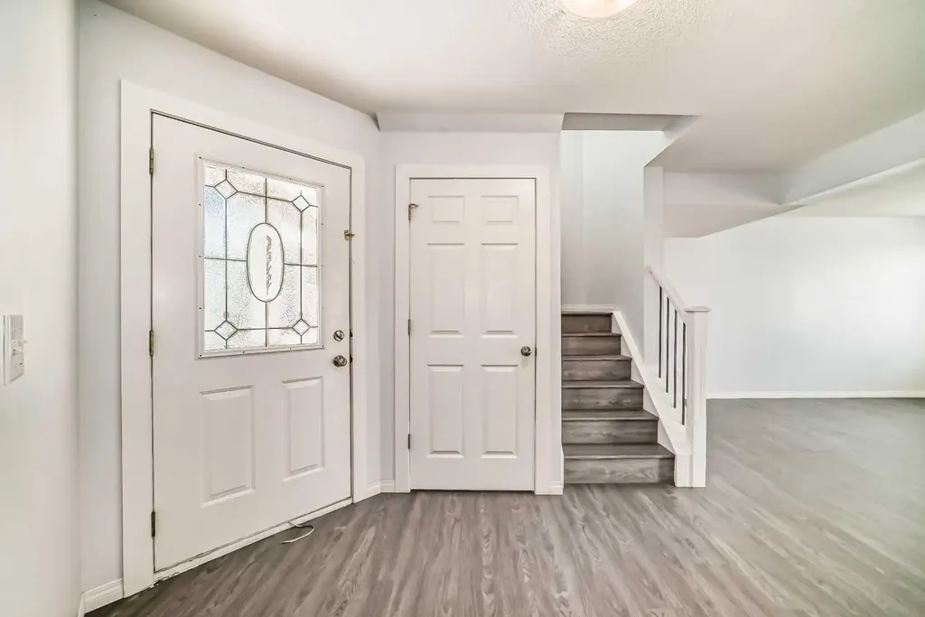 13 Harvest Park Place NE Calgary AB T3K 4K8