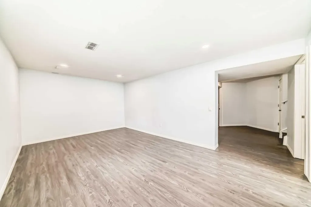 13 Harvest Park Place NE Calgary AB T3K 4K8
