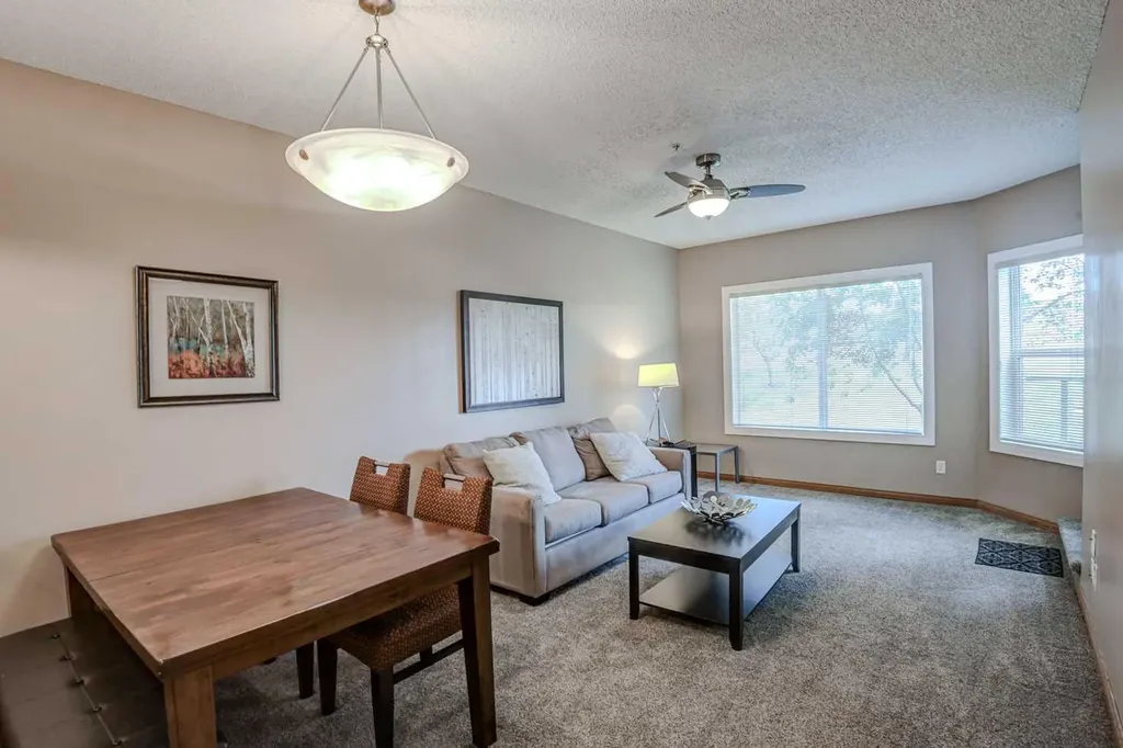 1920 14 Avenue NE Calgary AB T2E 8V4