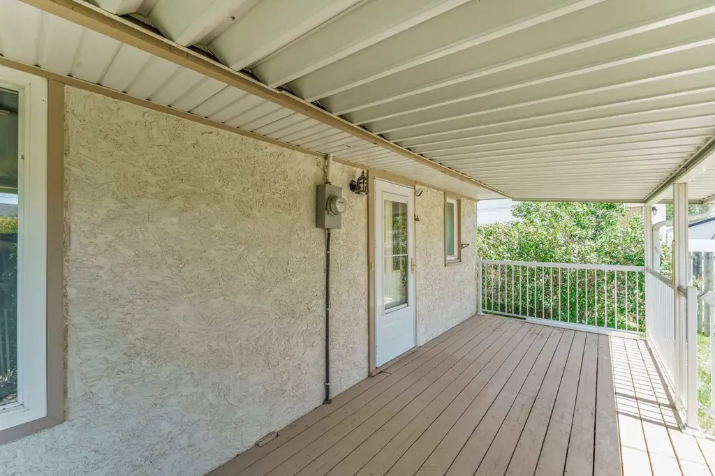 119 10 Street SW Medicine Hat AB T1A4R1