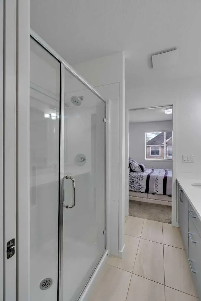 554 Copperstone Manor SE Calgary AB T2Z 5G5