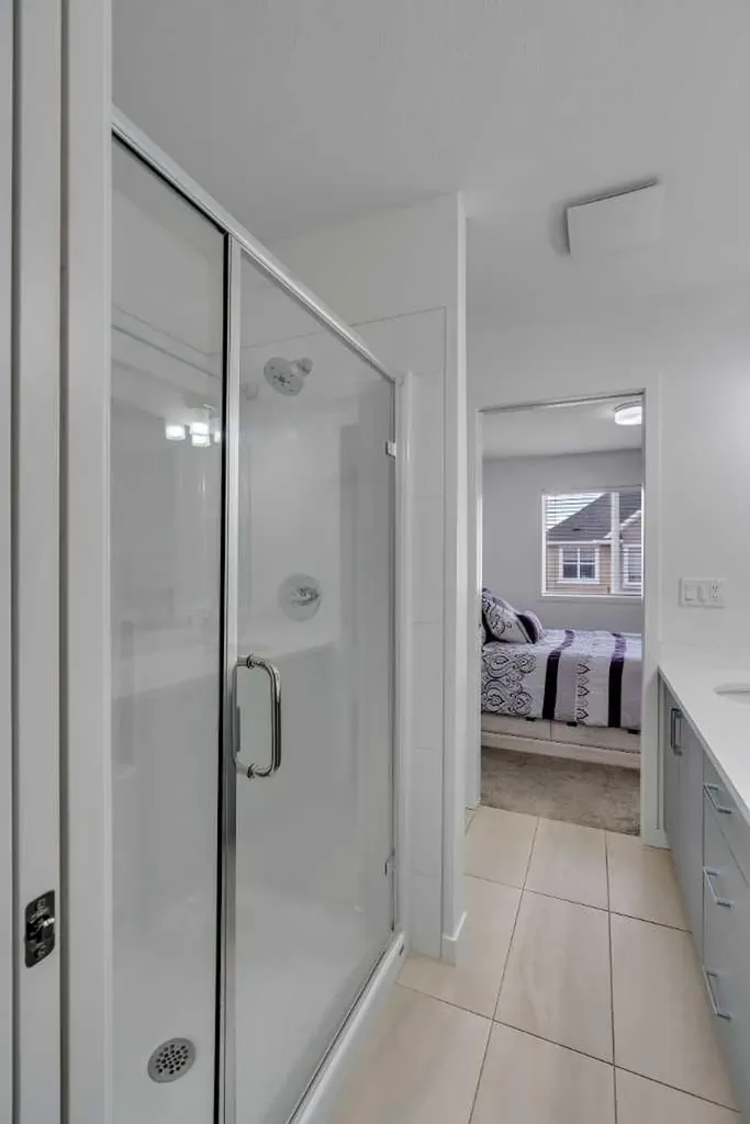 554 Copperstone Manor SE Calgary AB T2Z 5G5