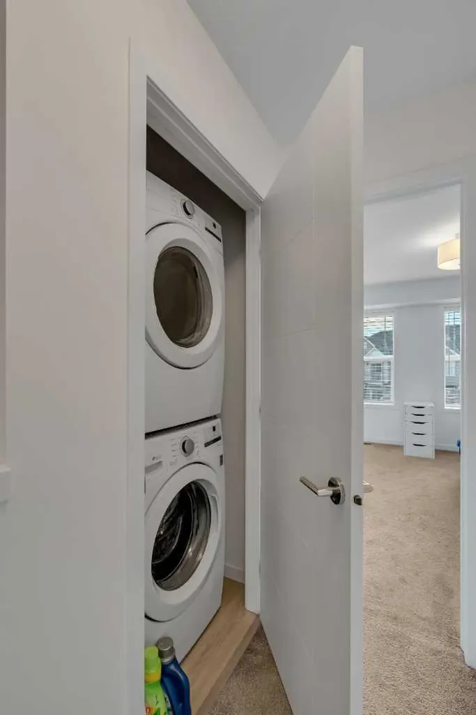 554 Copperstone Manor SE Calgary AB T2Z 5G5