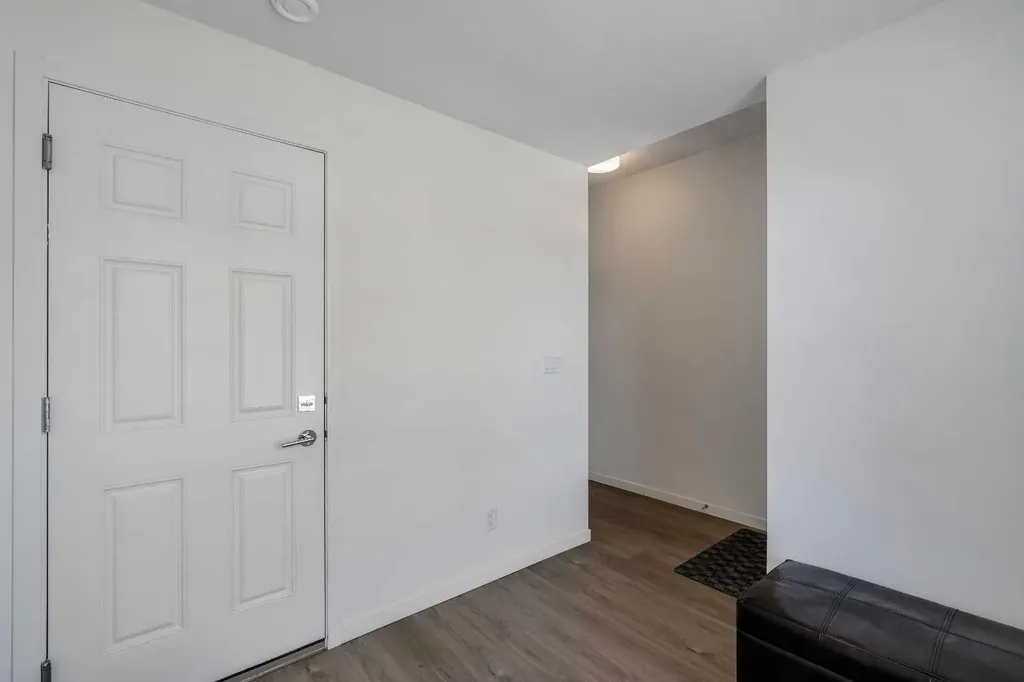 554 Copperstone Manor SE Calgary AB T2Z 5G5