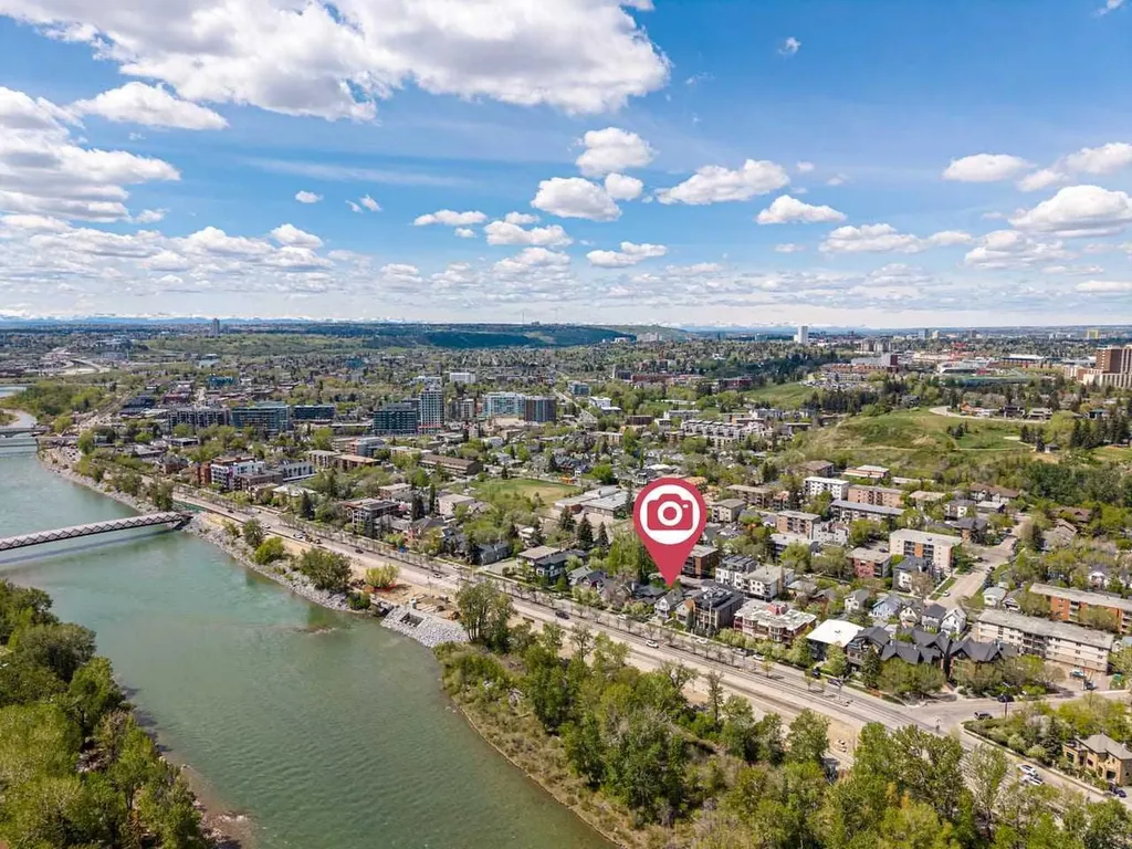 726 Memorial Drive NW Calgary AB T2N 3C7