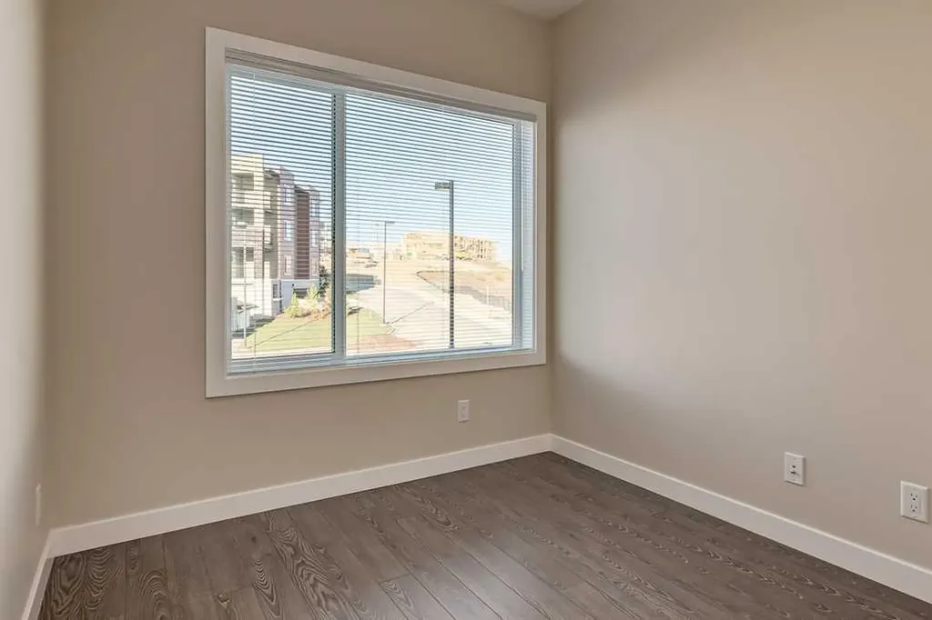 4 Sage Hill Terrace NW Calgary AB T3R 0W4