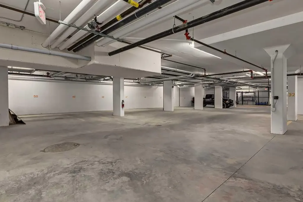 4 Sage Hill Terrace NW Calgary AB T3R 0W4