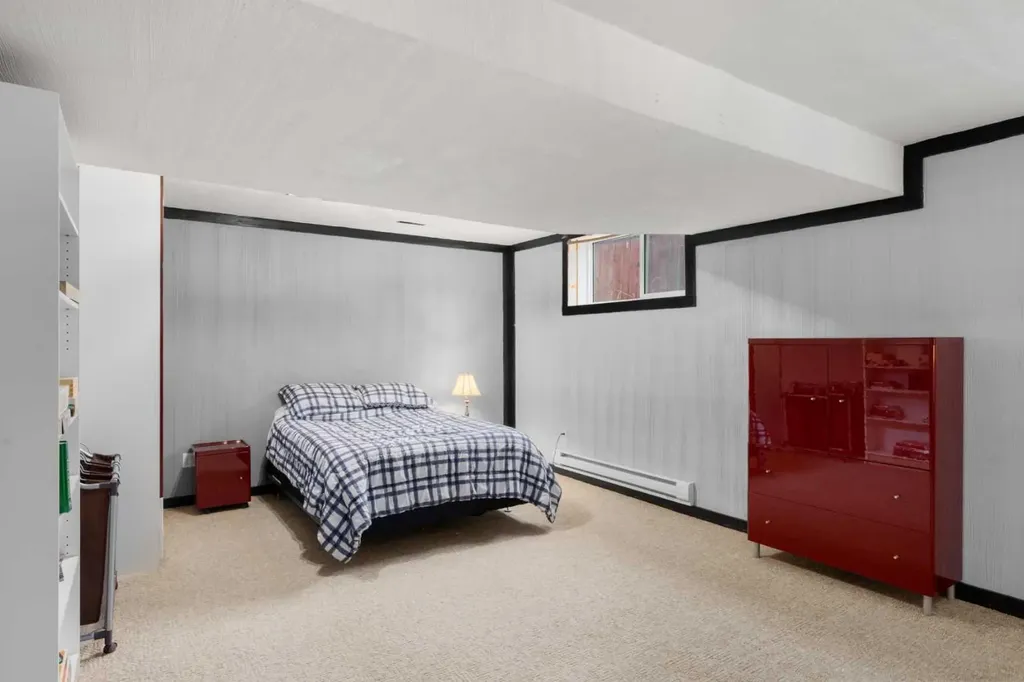 38 Suntree Lane Okotoks AB T0L 1T1