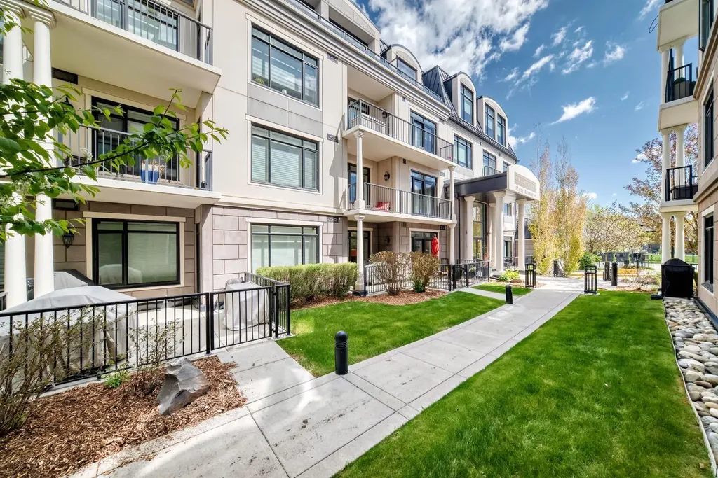 121 Quarry Way SE Calgary AB T2C 5J1