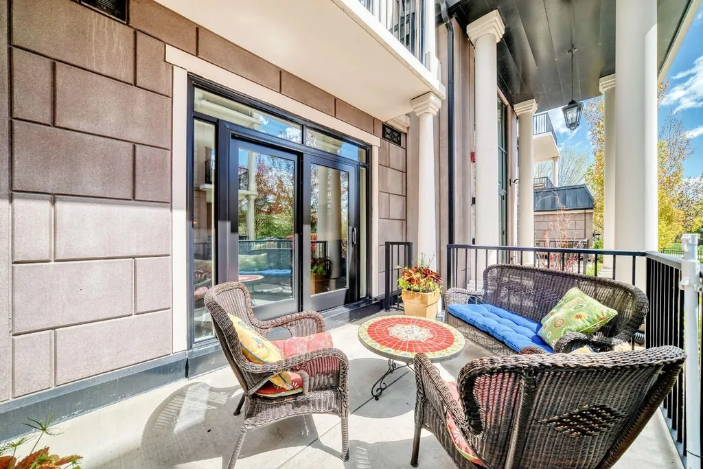 121 Quarry Way SE Calgary AB T2C 5J1