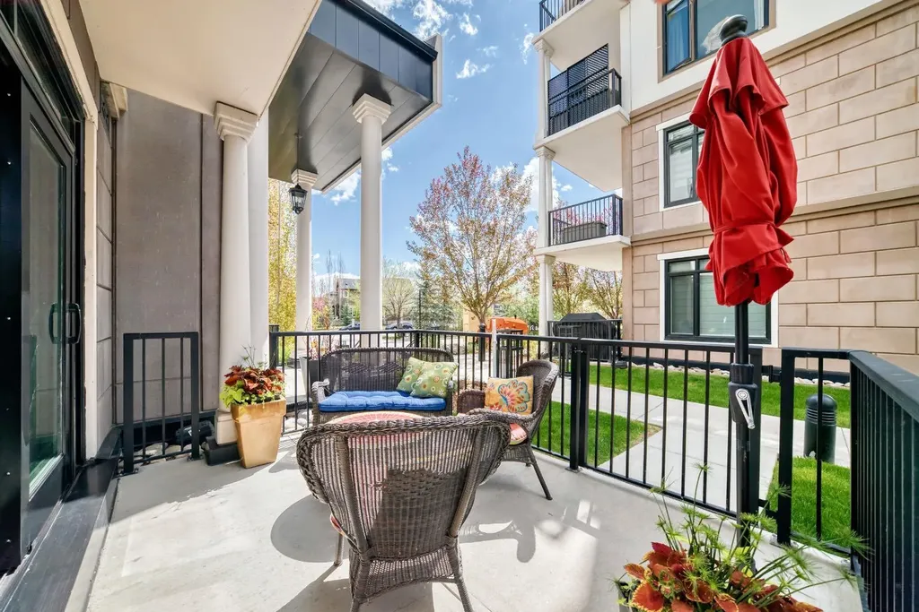 121 Quarry Way SE Calgary AB T2C 5J1