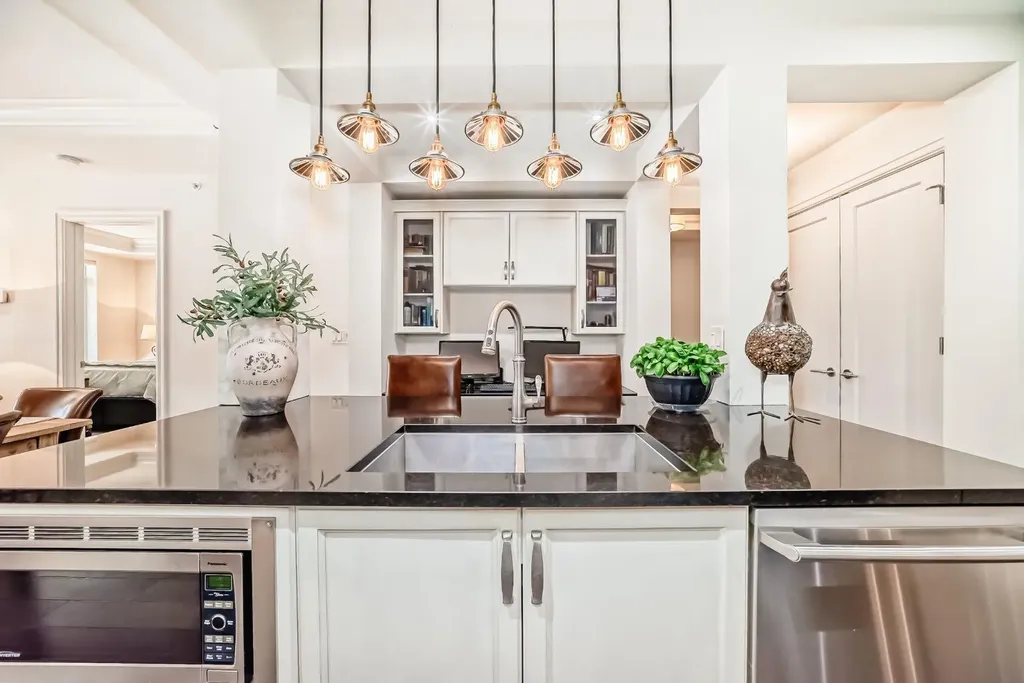 121 Quarry Way SE Calgary AB T2C 5J1