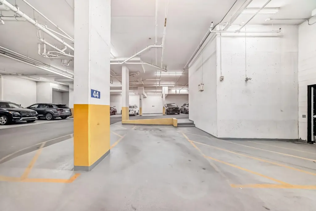 121 Quarry Way SE Calgary AB T2C 5J1
