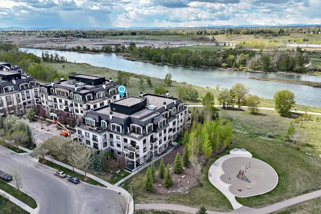 121 Quarry Way SE Calgary AB T2C 5J1