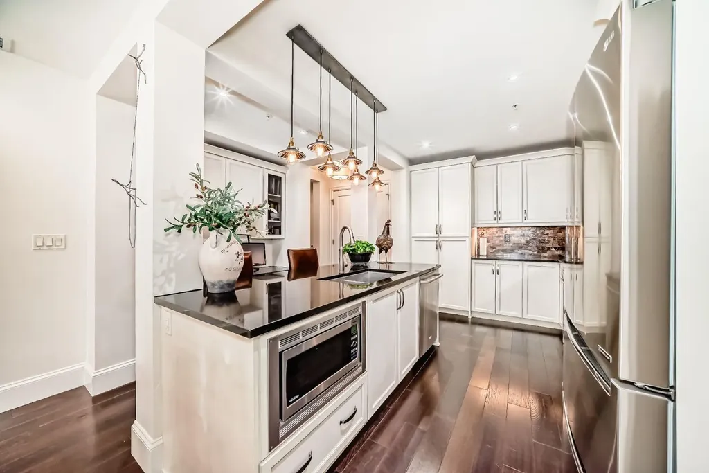 121 Quarry Way SE Calgary AB T2C 5J1
