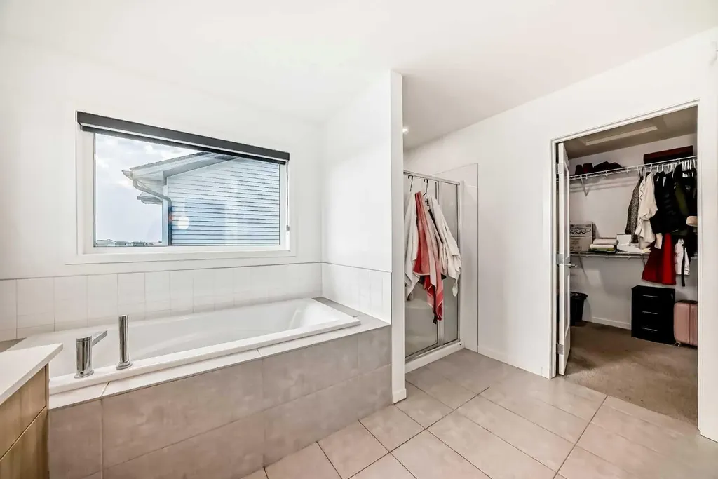 222 Knight Avenue Crossfield AB T0M0S0