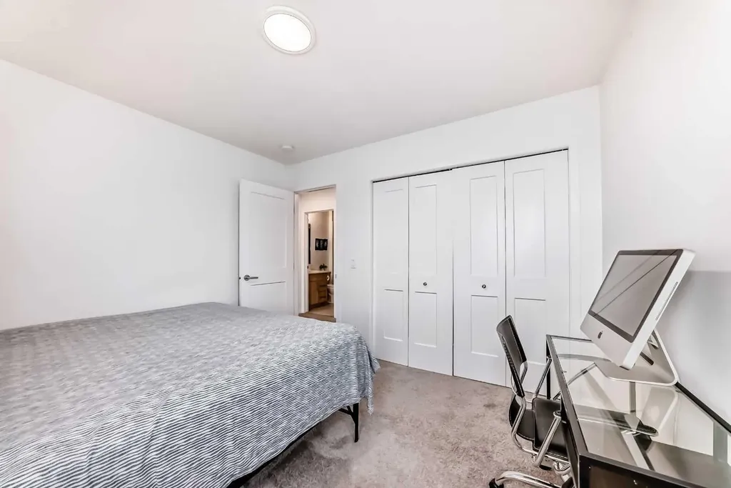 222 Knight Avenue Crossfield AB T0M0S0