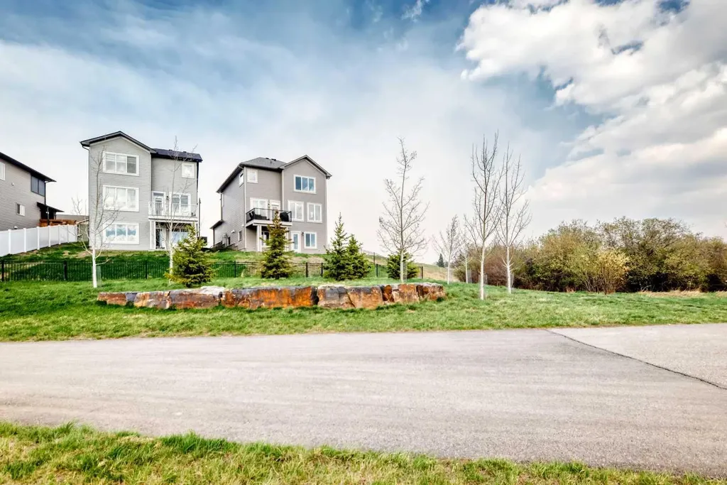 222 Knight Avenue Crossfield AB T0M0S0