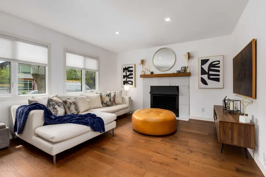 2132 6 Avenue NW Calgary AB T2N 0W7