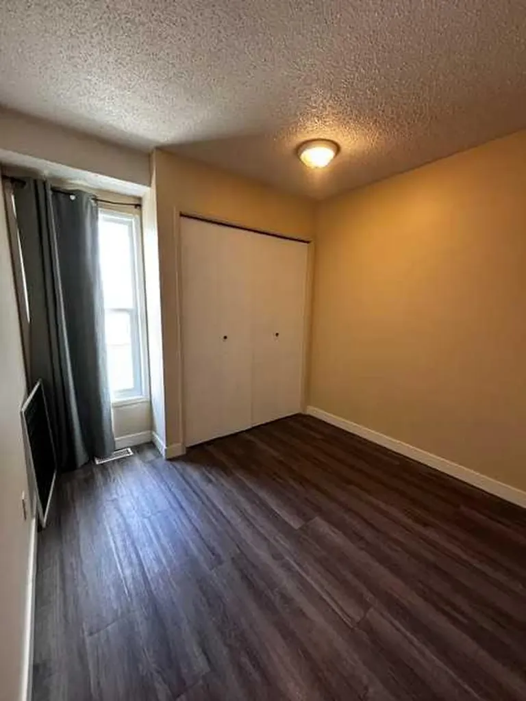 9501 72 Avenue Grande Prairie AB T8V 6A1
