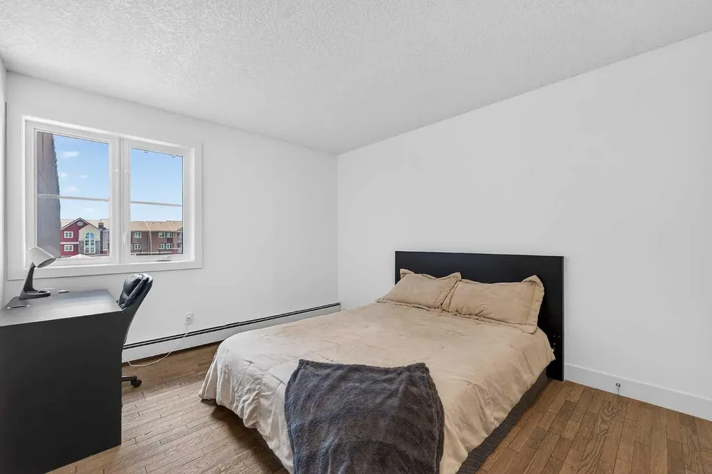 2031 Edenwold Heights NW Calgary AB T3A 3Y2