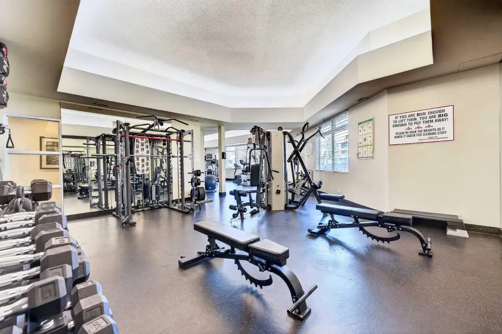 2031 Edenwold Heights NW Calgary AB T3A 3Y2
