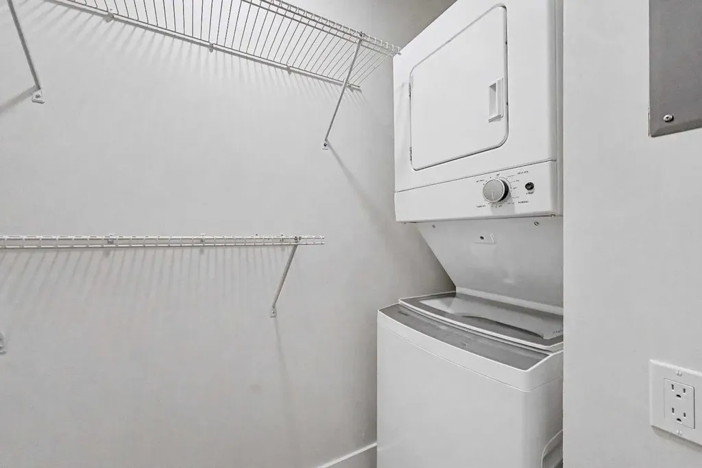 2031 Edenwold Heights NW Calgary AB T3A 3Y2