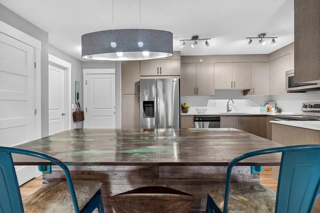 302 Skyview Ranch Drive NE Calgary AB T3N0P5