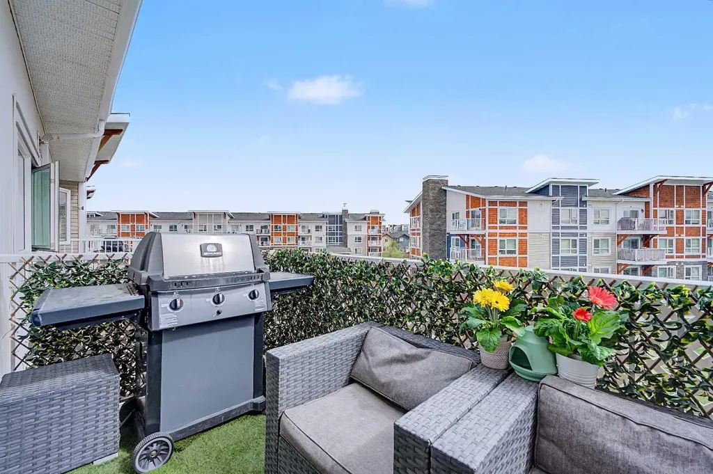 302 Skyview Ranch Drive NE Calgary AB T3N0P5