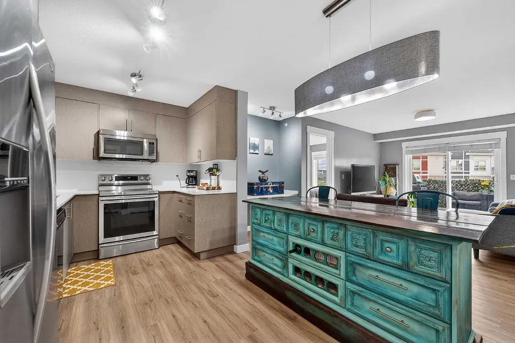 302 Skyview Ranch Drive NE Calgary AB T3N0P5