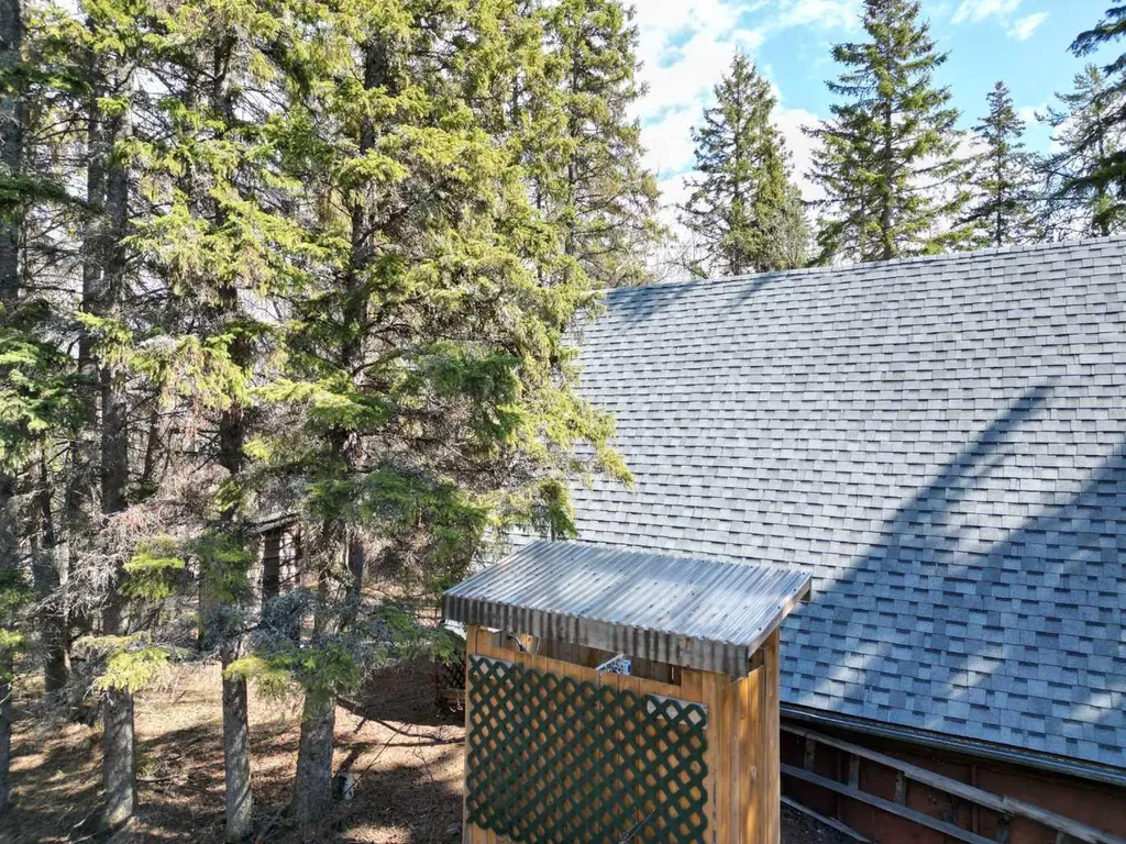 38 Pine Drive Marten Beach AB T0G2A0