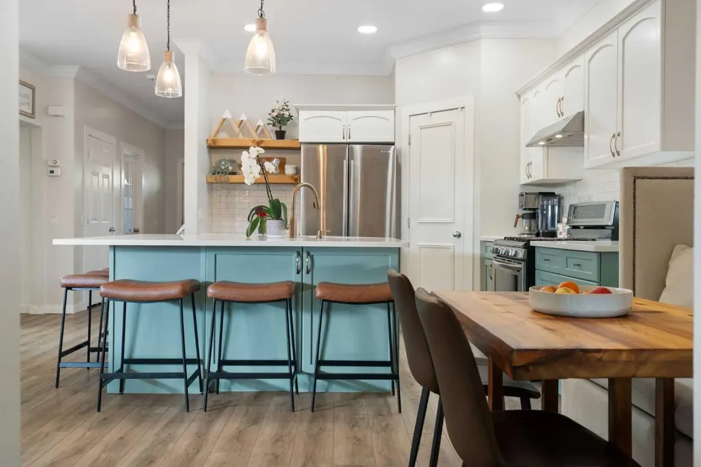 136 Prestwick Estate Way SE Calgary AB T2Z 3Z2