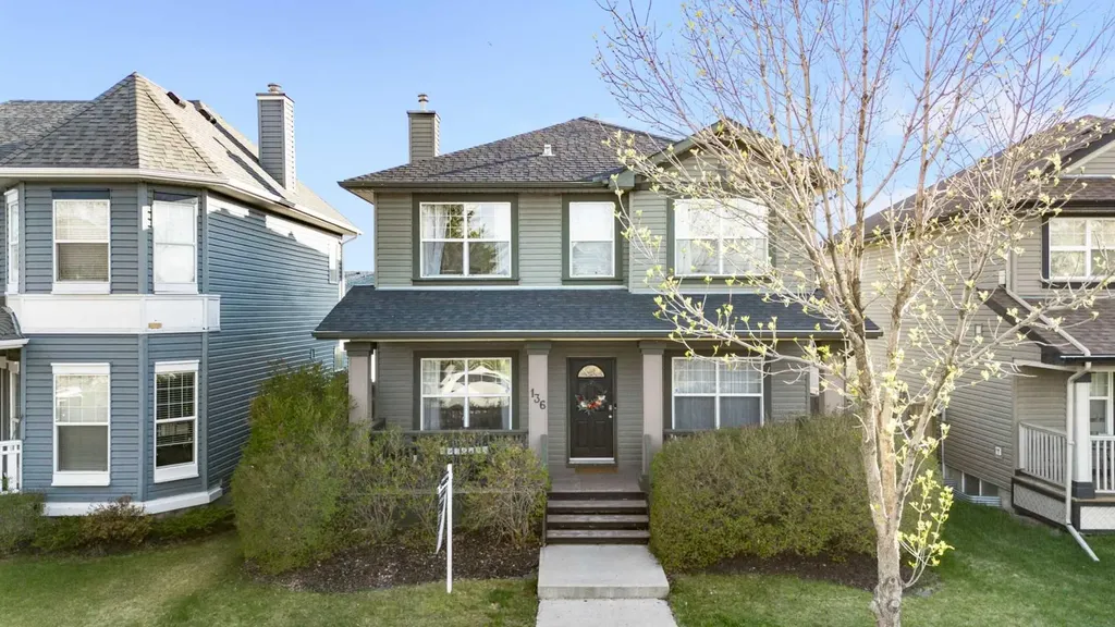 136 Prestwick Estate Way SE Calgary AB T2Z 3Z2