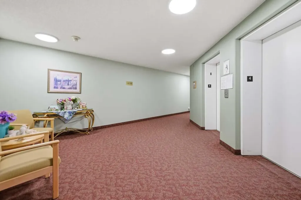 165 Manora Place NE Calgary AB T2A 7X5