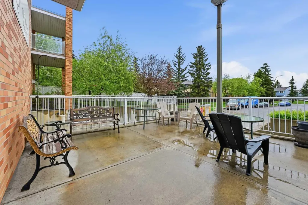165 Manora Place NE Calgary AB T2A 7X5