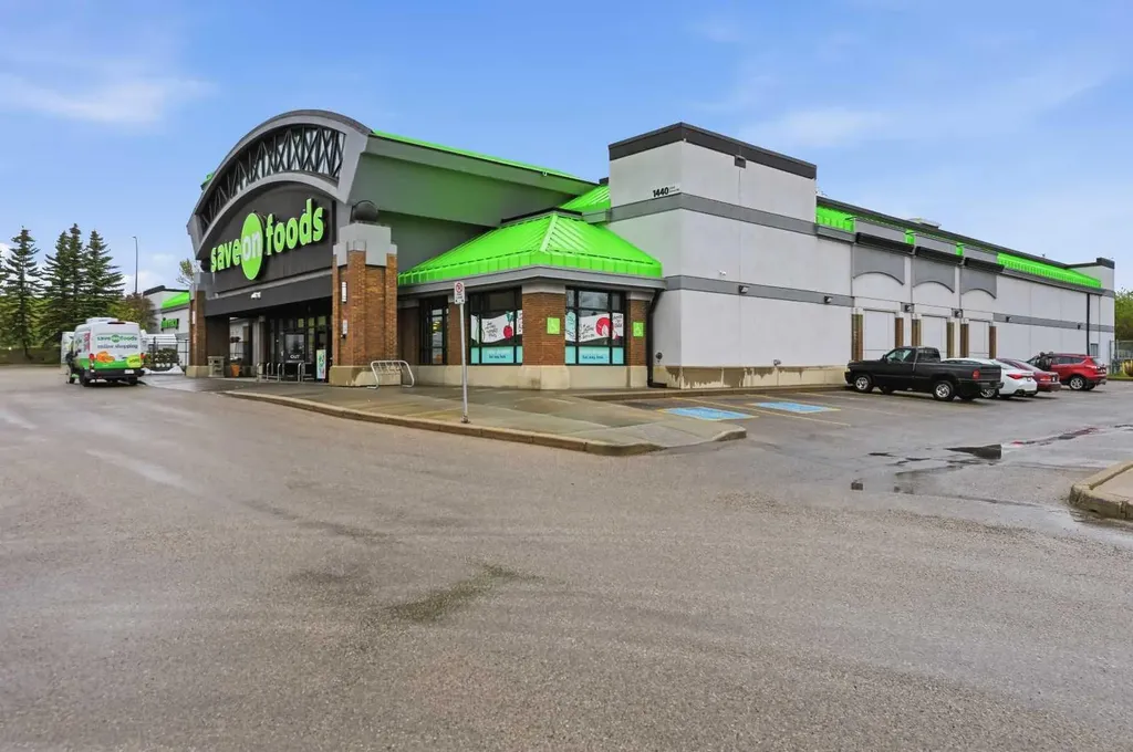165 Manora Place NE Calgary AB T2A 7X5