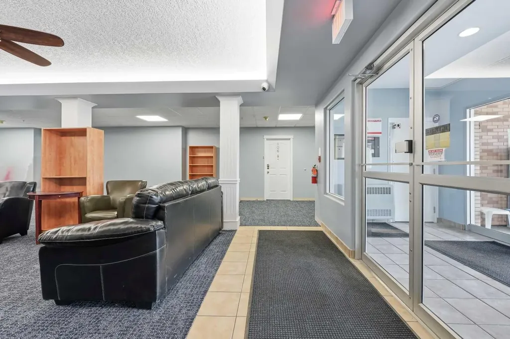 165 Manora Place NE Calgary AB T2A 7X5