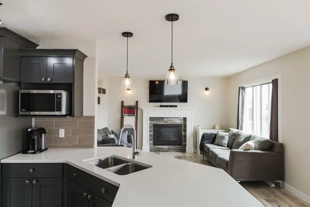 10301 128 Avenue Grande Prairie AB T8V 6S9
