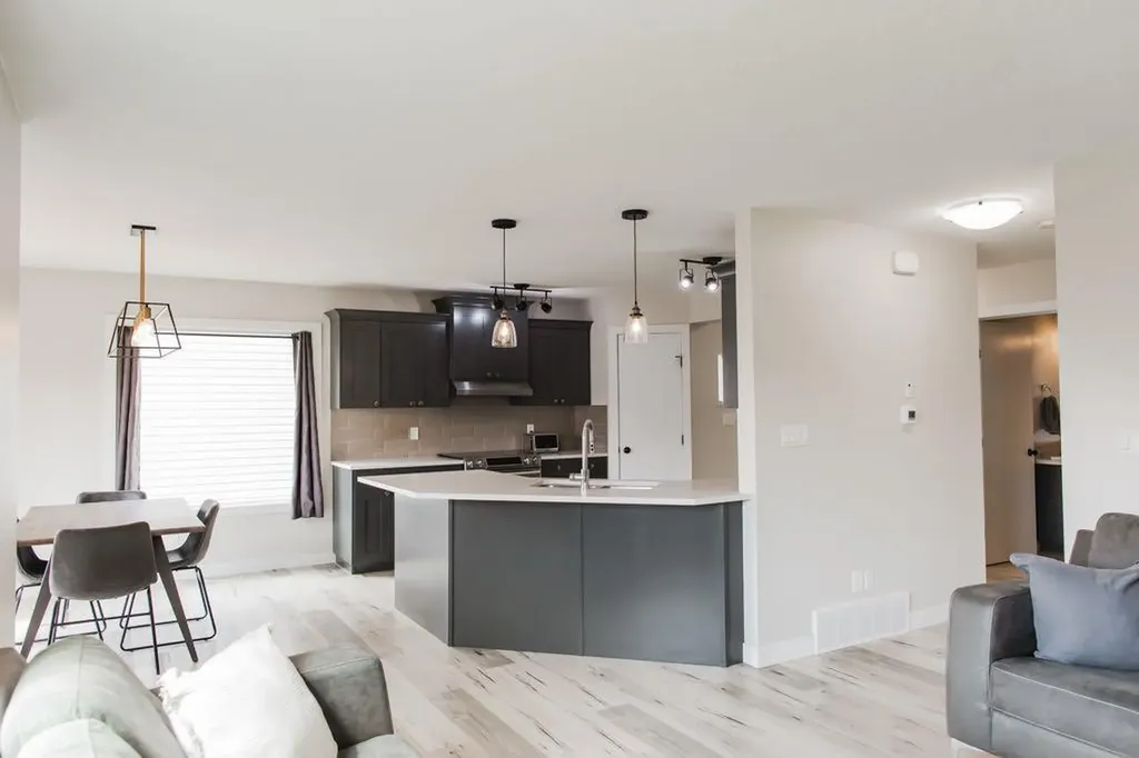 10301 128 Avenue Grande Prairie AB T8V 6S9