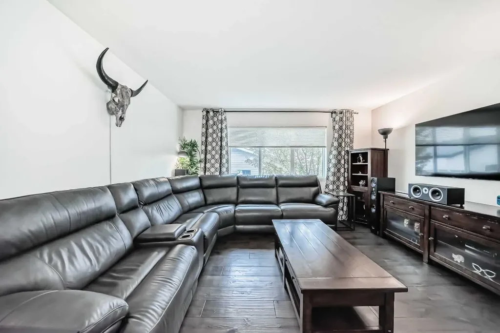 144 Copperpond Parade SE Calgary AB T2Z5A9
