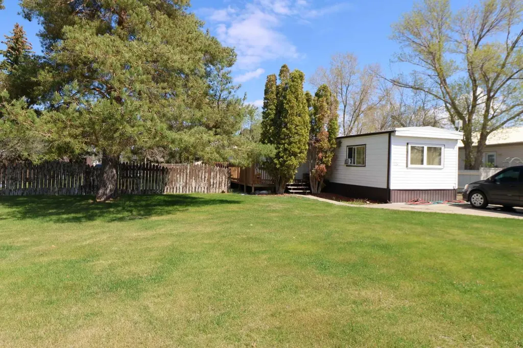 1124 1 Avenue Vauxhall AB T0K 2K0