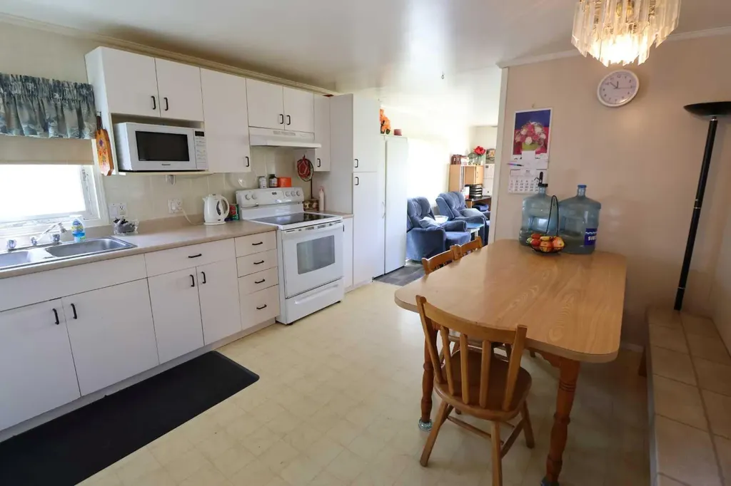 1124 1 Avenue Vauxhall AB T0K 2K0