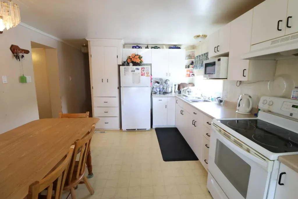 1124 1 Avenue Vauxhall AB T0K 2K0